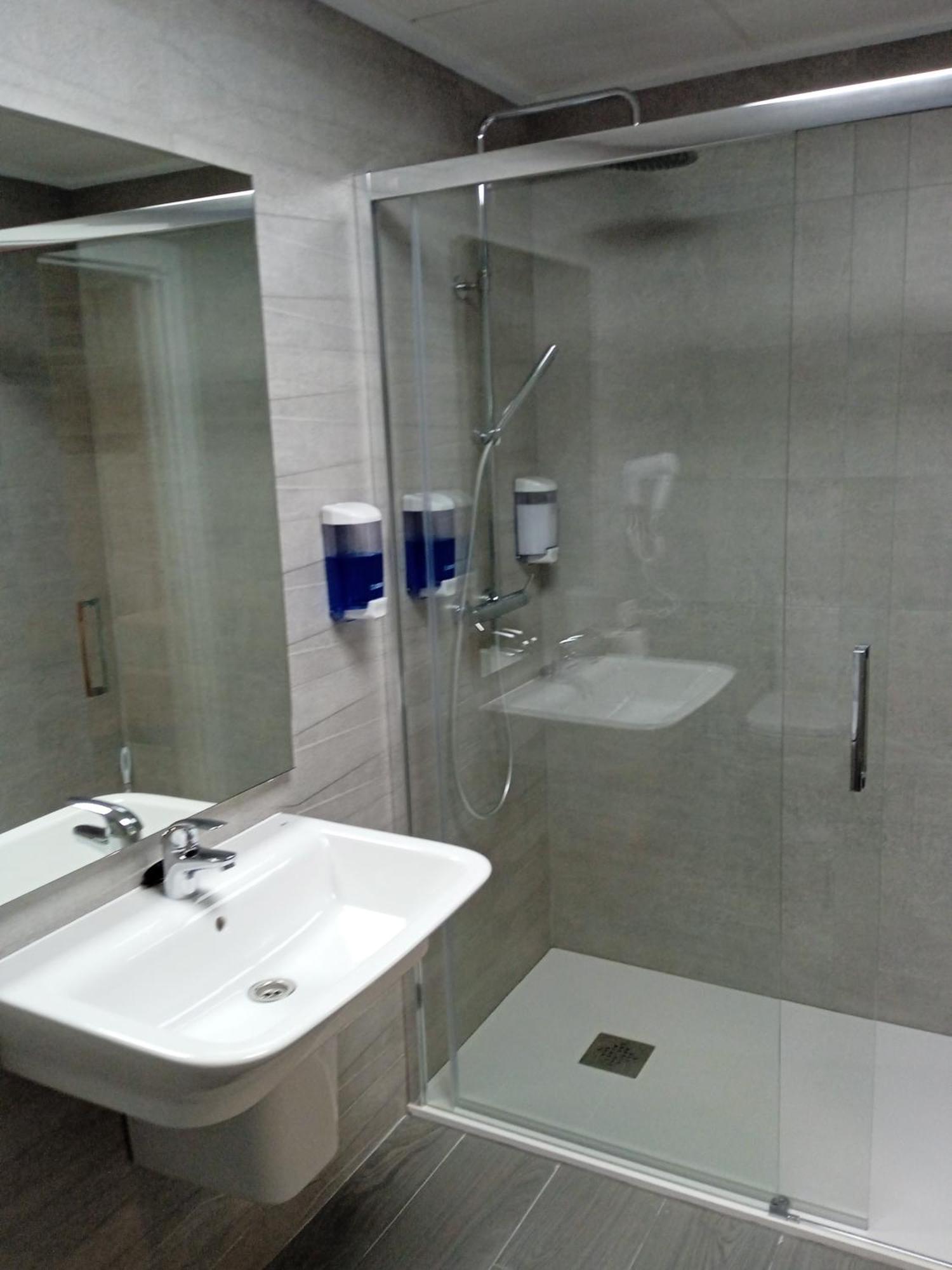 Hostal La Morenica 비예나 외부 사진